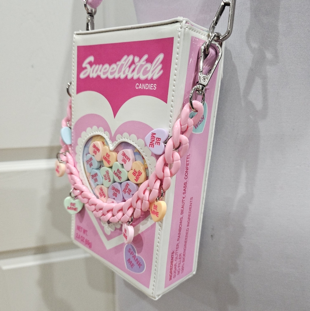 Unique Sweet Sugar Thrillz Say It With Candy Hearts Crossbody Bag Pink Purse New - Picture 4 of 15